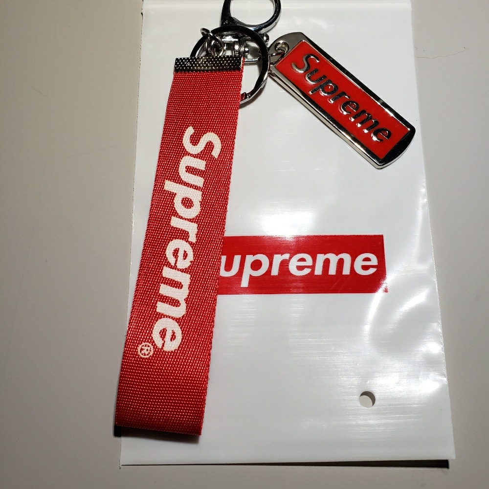 Supreme Keychain